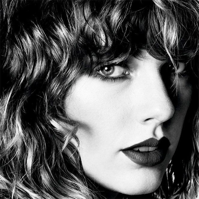 TheSwiftSociety's tweet image. 🏆| "reputation" by Taylor Swift has now surpassed 9.8 BILLION Spotify Streams!