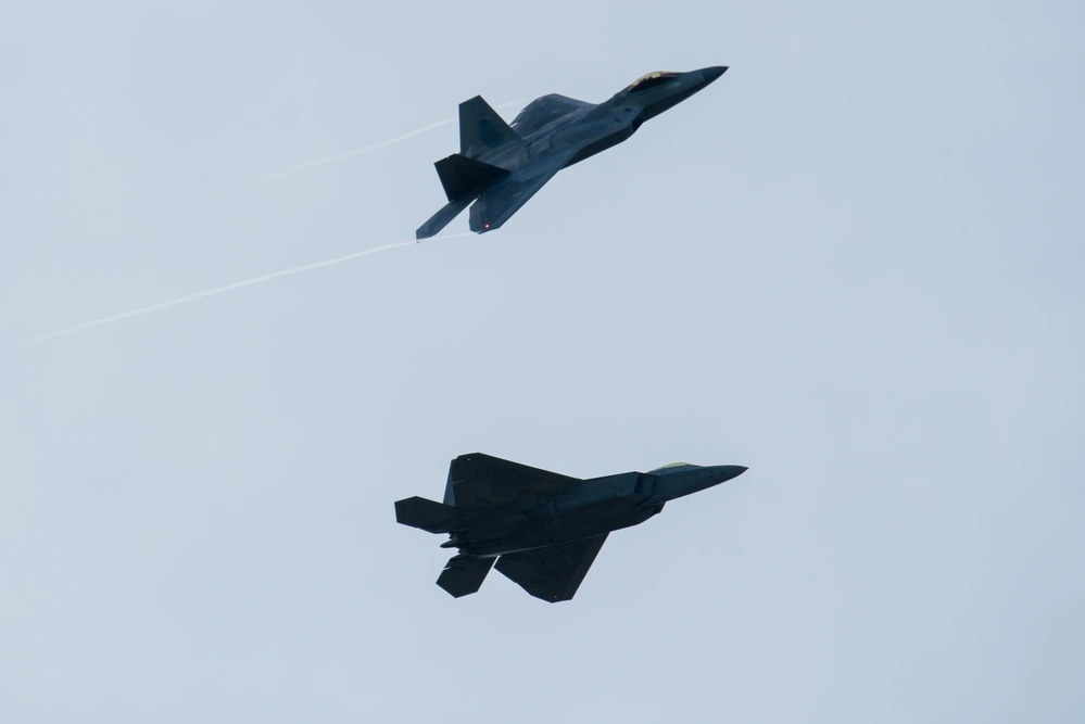 INDOPACOM's tweet image. A @PACAF F-22 Raptor conducts aerial maneuvers during #REFORPAC25. #FreeAndOpenIndoPacific
📍#Tinian
📸 A1C Tala Hunt