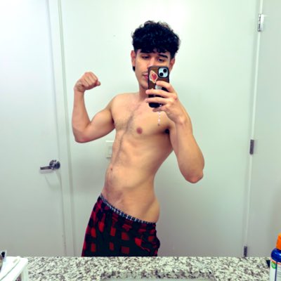 #NewProfilePic how u like it?