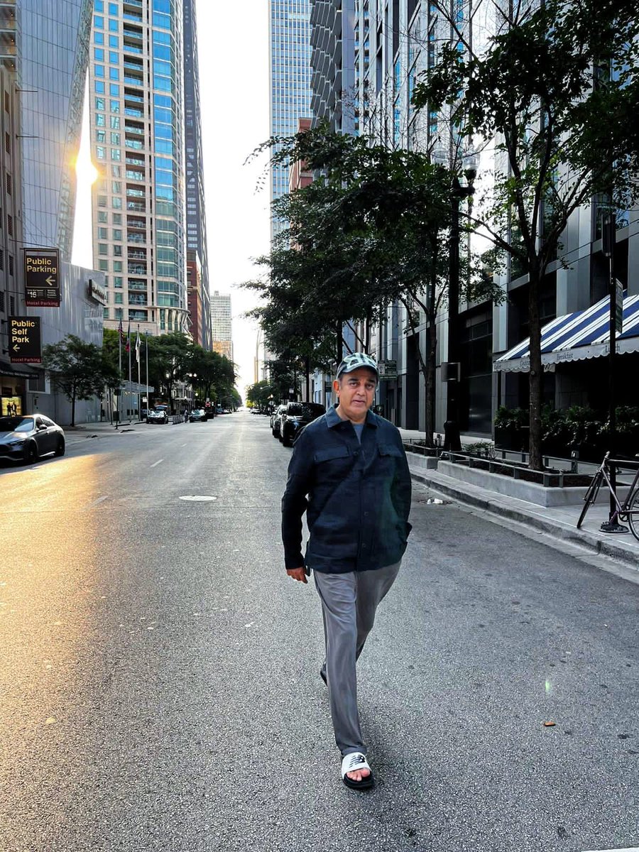 kayaldevaraj's tweet photo. #Throwback 2023 July 19th 

Good morning AmeriKa 🇺🇸

Love from the city of the rising sun

#KamalHassan  #ProjectK #WhatisProjectK #KamalHaasan #Prabhas #DeepikaPadukone
#AmitabhBachchan #DishaPatani https://t.co/lS7zaXrxUR
