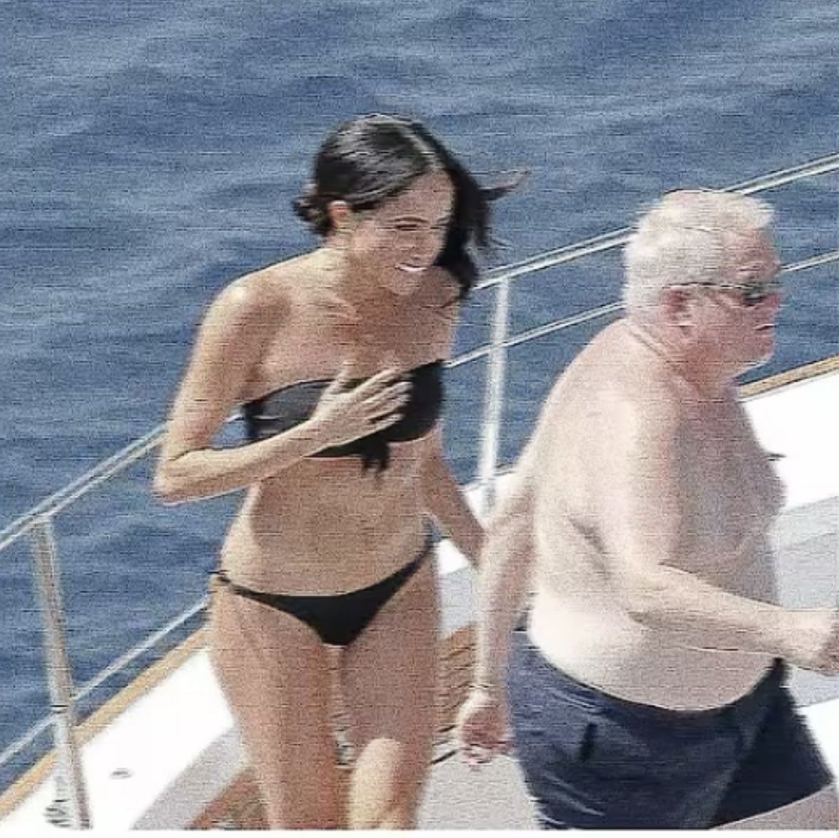 Suzie on X: "MEGHAN MARKLE YACHTING DAYS 🫣🫣 https://t.co/n7TeFZoizo" / X