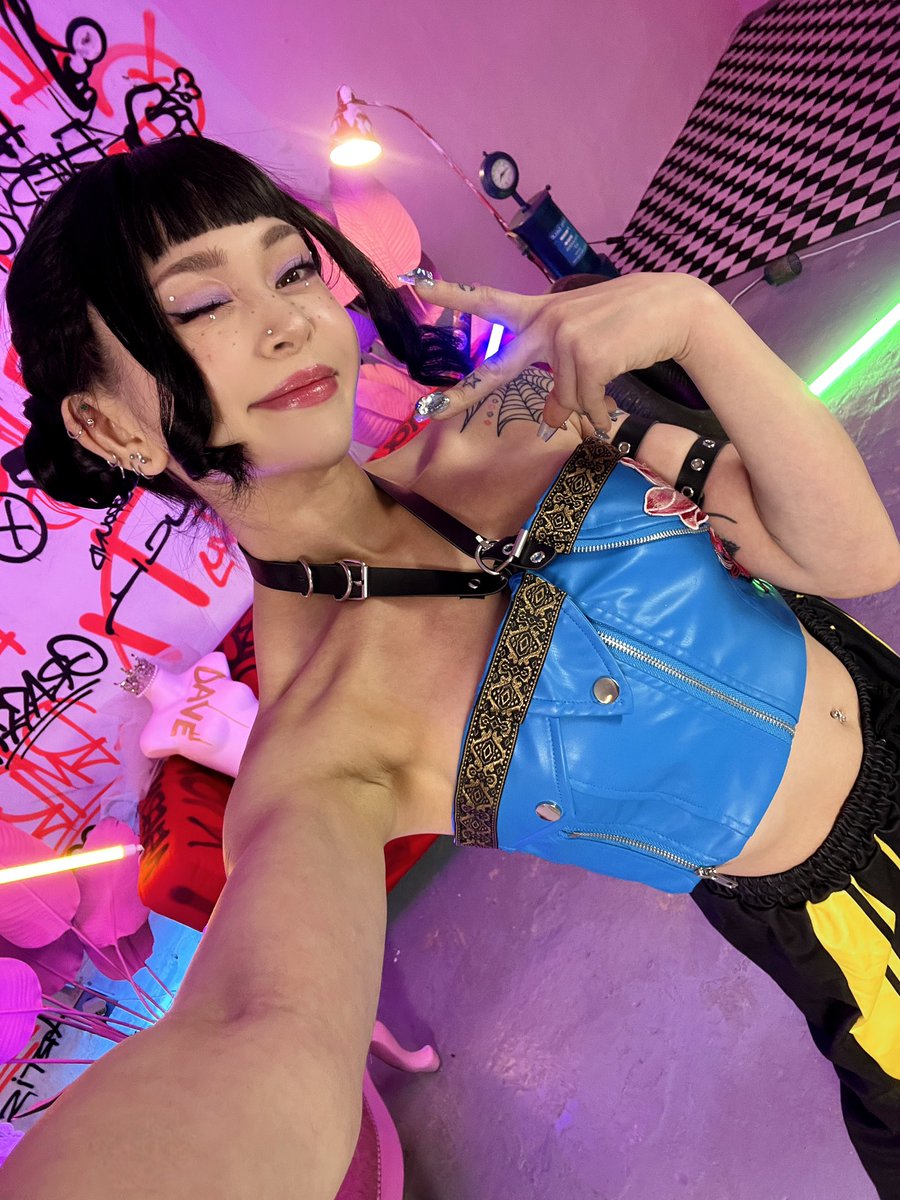 seriinade's tweet image. have u watched my cover yet? 💜🩷🩵
youtu.be/yI_BOQjDBHo?si…