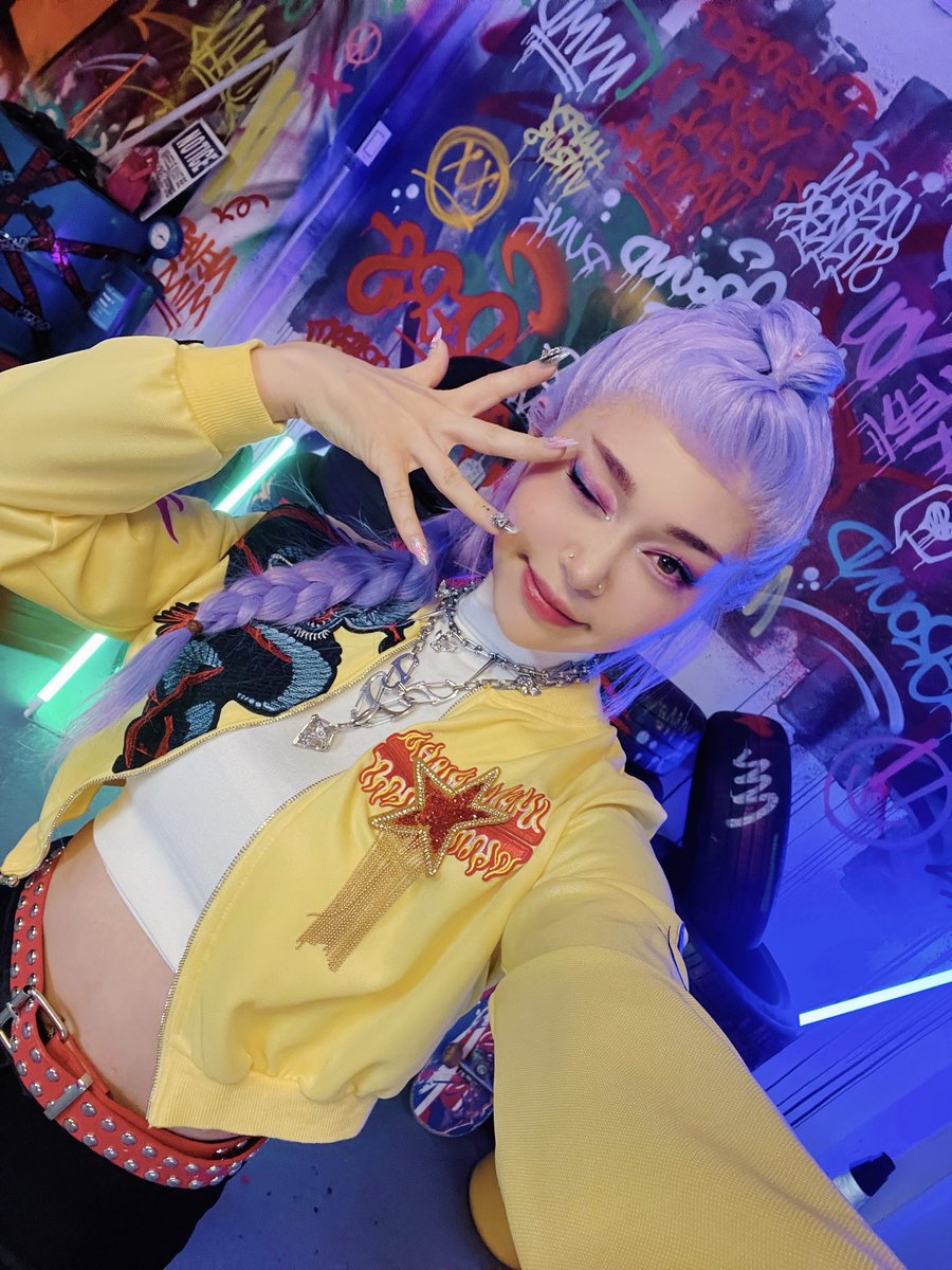 seriinade's tweet image. have u watched my cover yet? 💜🩷🩵
youtu.be/yI_BOQjDBHo?si…
