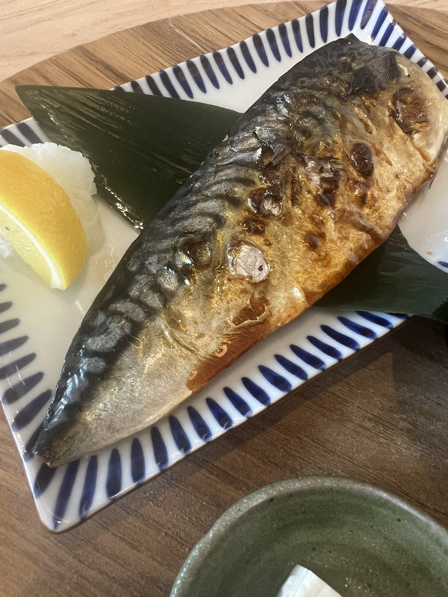 sumage127's tweet image. こんにちは☀️

今日は外食
パルコシティ沖縄/博多明太子やまや食堂

塩サバ定食

いただきます🙏