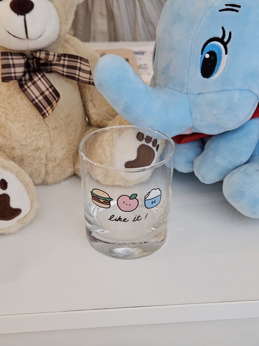 종이컵 하단을 확인하세요!
말랑 복숭아가 있는 분은 온더락 잔을 드립니다 🍑