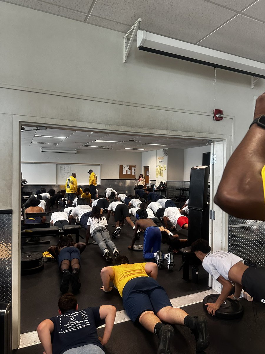 @INDERKUMFB (@inderkum_fb) on Twitter photo See you on the field!! <a href="/Inderkum_FB/">@INDERKUMFB</a> working! <a href="/IHSTigerSports/">InderkumTigerSports</a> <a href="/CoachKing176317/">Coach King</a> <a href="/CoachE916/">Eric Colvin 🏁 1%</a> <a href="/Jeremiah_Payne3/">Jeremiah Payne</a> <a href="/Raymond1259690/">Raymond Conrad</a> <a href="/IzaccRamirezjr/">Izacc Ramirez jr</a> See you on the field!! <a href="/Inderkum_FB/">@INDERKUMFB</a> working! <a href="/IHSTigerSports/">InderkumTigerSports</a> <a href="/CoachKing176317/">Coach King</a> <a href="/CoachE916/">Eric Colvin 🏁 1%</a> <a href="/Jeremiah_Payne3/">Jeremiah Payne</a> <a href="/Raymond1259690/">Raymond Conrad</a> <a href="/IzaccRamirezjr/">Izacc Ramirez jr</a>
