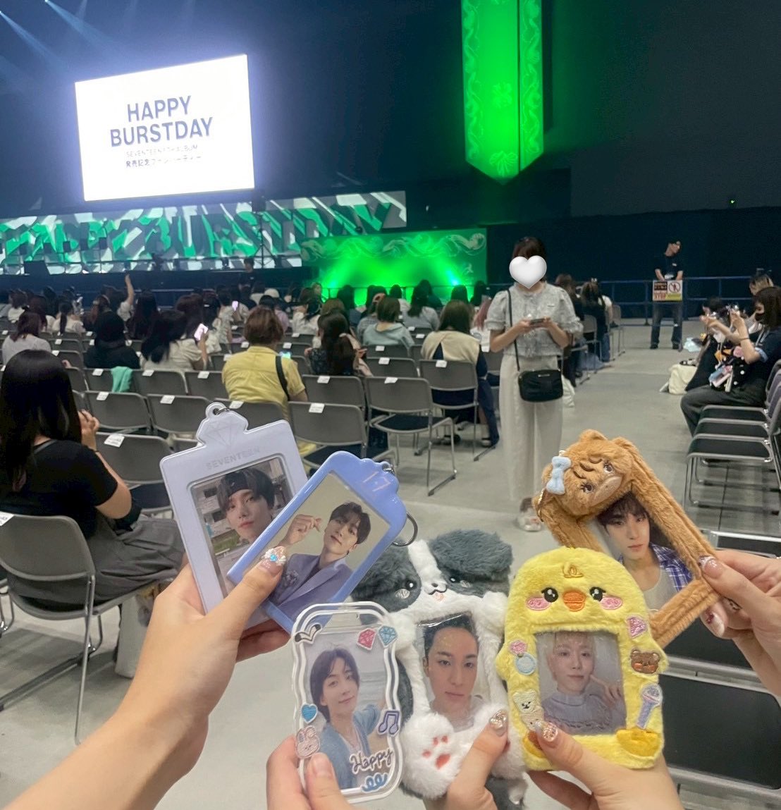 🥨🤍 tweet media