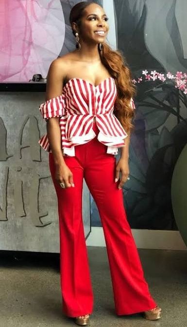TheYvesDuval's tweet image. Linked up with my girl @EylseD1 at the fashion house catching up, cackling, and casually breaking the bank. Style talks and shopping carts full ποΈβ¨
#YvesDuval
#FashionHouseLinkUp #StyleAndSisterhood