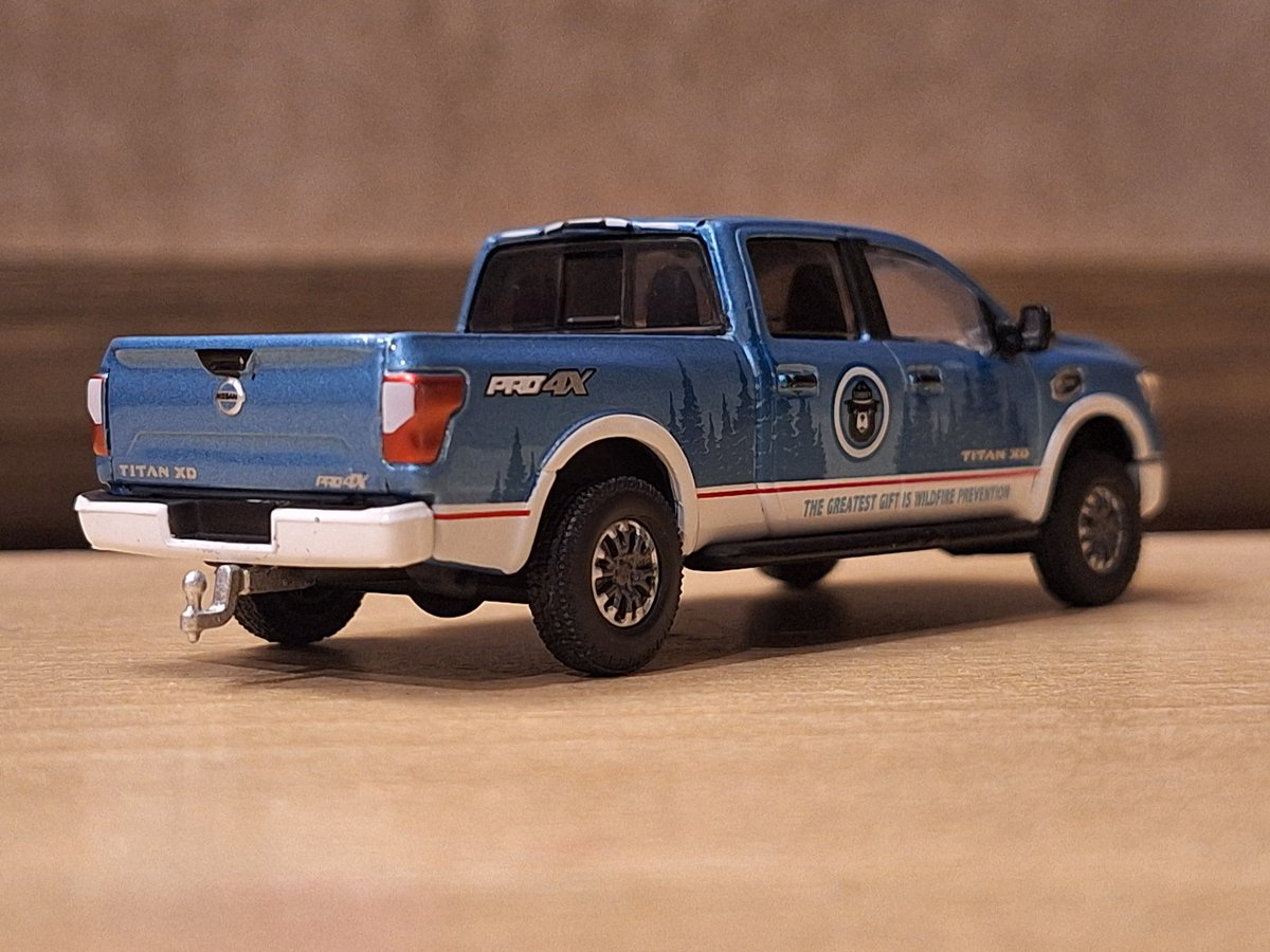 Wabigama's tweet image. So impressed with this @GLCollectibles @NissanUSA Titan 1/64 diecast. Had to pick it up for my Nissan collection especially since I help build the real life ones 😏