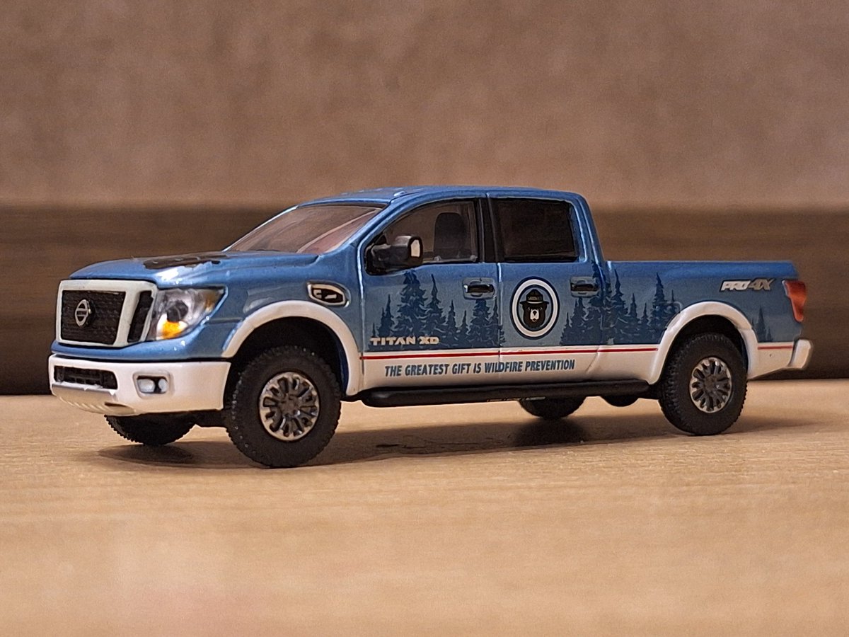Wabigama's tweet image. So impressed with this @GLCollectibles @NissanUSA Titan 1/64 diecast. Had to pick it up for my Nissan collection especially since I help build the real life ones 😏