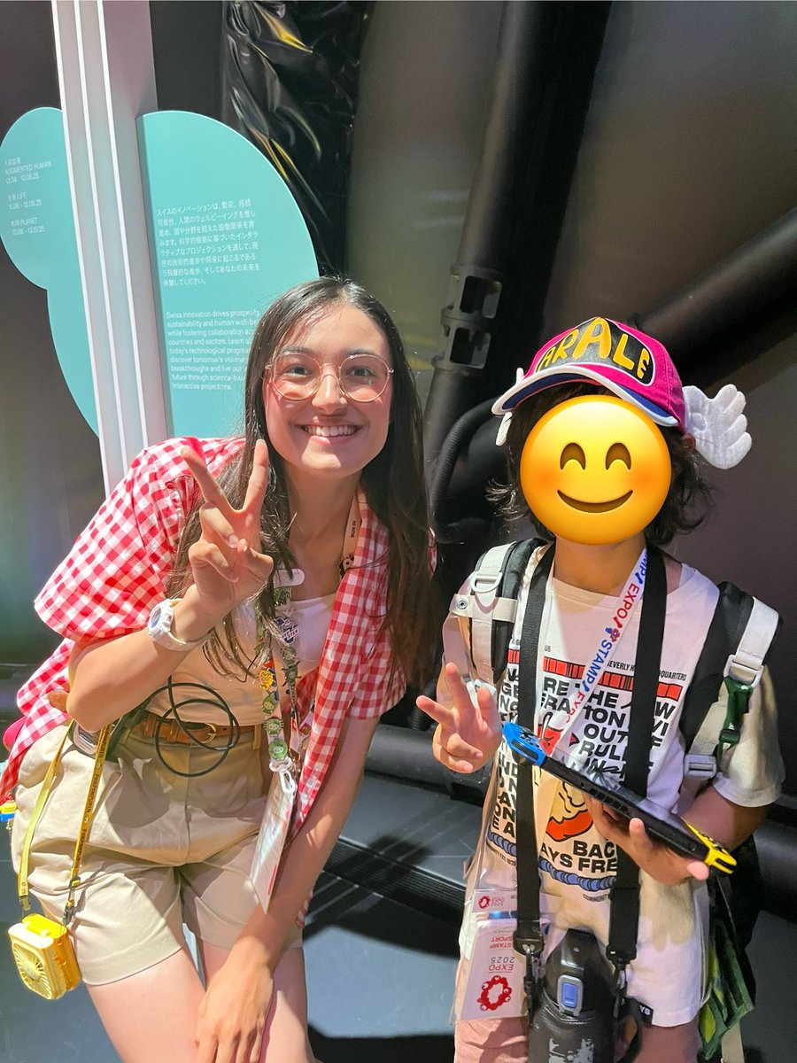 ISSA26640's tweet image. 🇨🇭スイスパビリオン@Swiss_Pavilion とハイジカフェに来ました!
スタッフの方にパビリオンを見せることができました。
Drスランプ知ってるカフェの方が声をかけてくれました。みんな優しい☺️
料理もとても美味しくて大満足です
#大阪・関西万博
#マイクラでパビリオンを作る