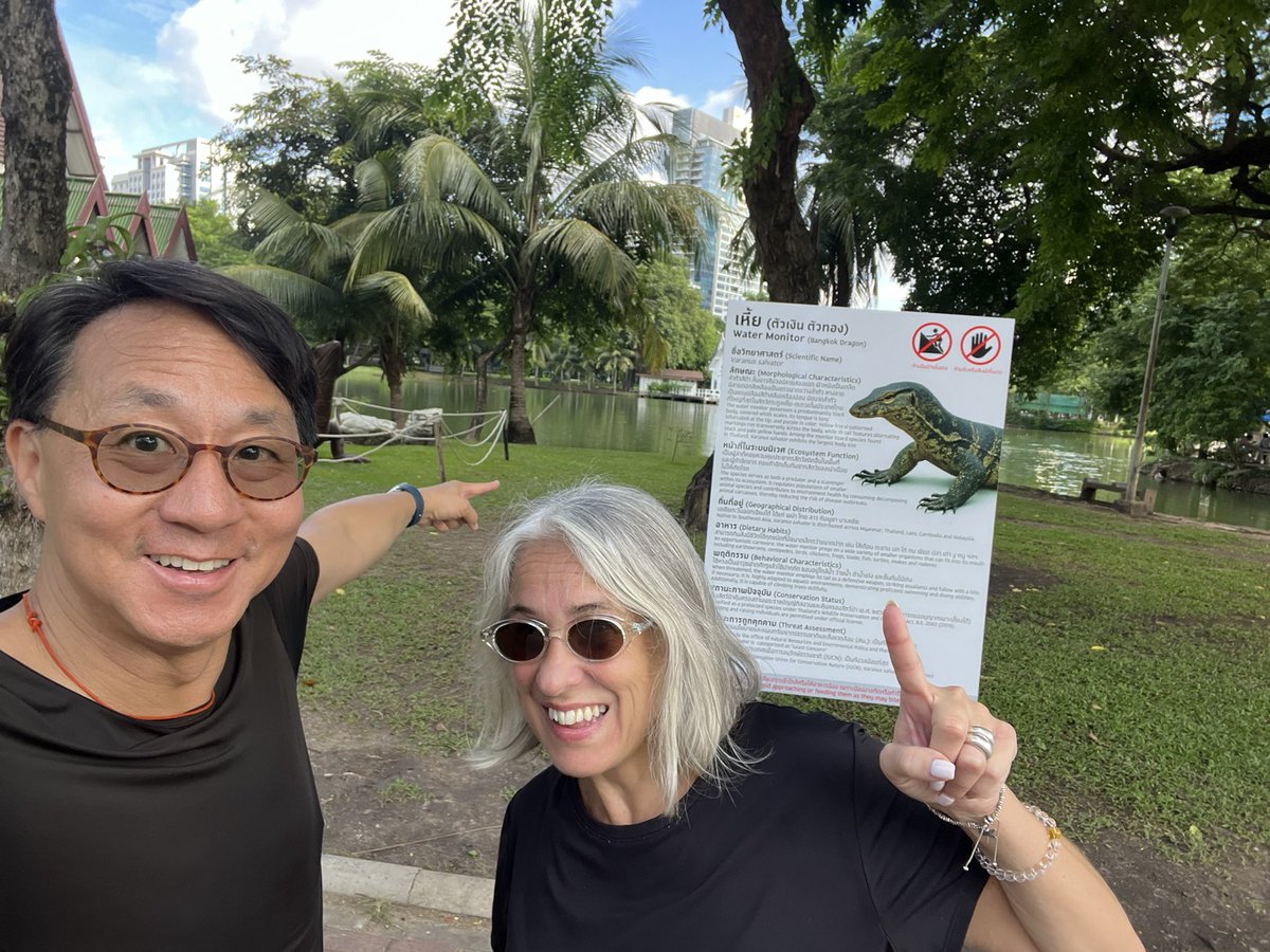 CurtisSChin's tweet photo. #Thailand ๐น๐ญ: Never noticed that sign and statue beforeโฆ
#awalkinthepark #LumpiniPark #SaturdayMorning #Bangkok #GotLizards #MonitorLizard #LizardTwitter #ReptileTwitter
@MaximsNewsWATER @smilingalbino @DanBFraser @Dan_in_BKK ๐ https://t.co/2oFuwvn5cF