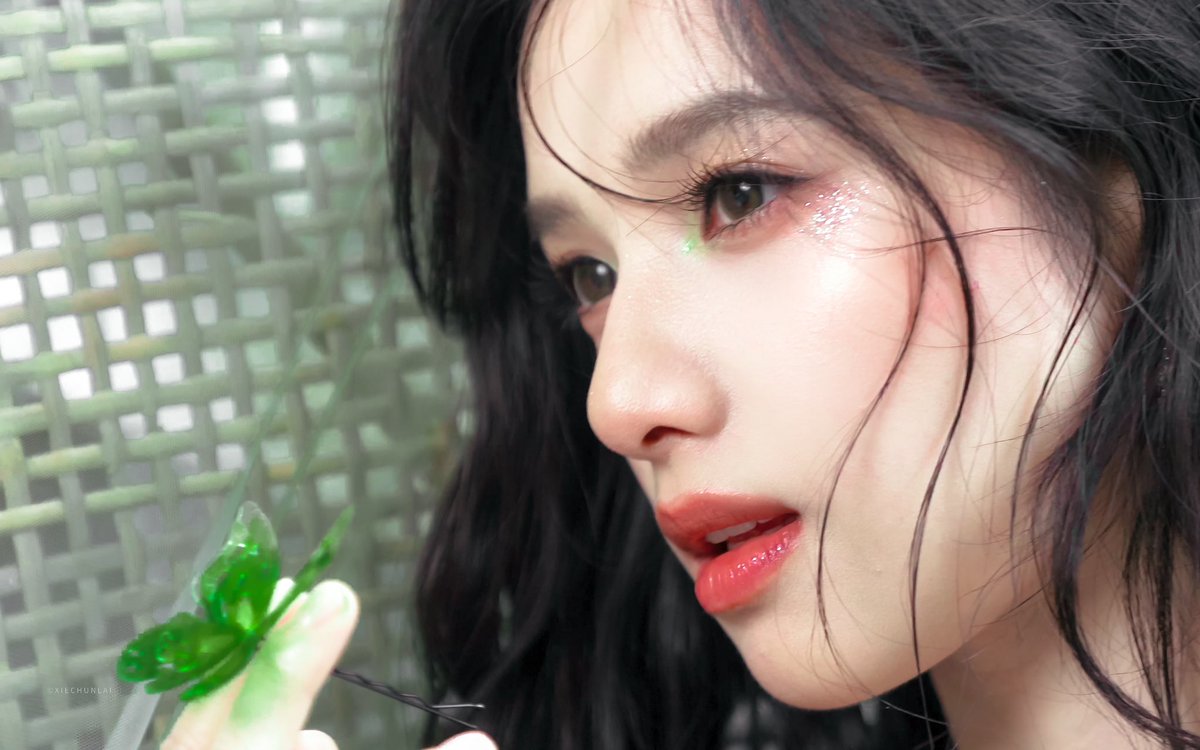 w_ndxr's tweet image. 어쩌면 사람인 척하는 요정이 아닐까 💚