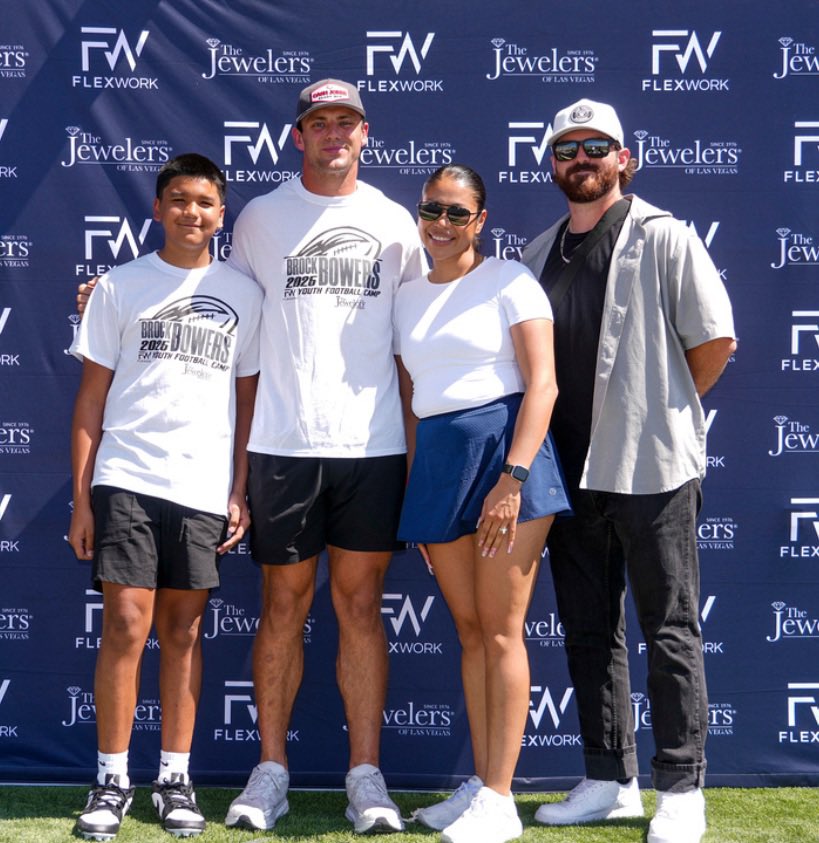 raiderparker's tweet photo. Picture perfect. What a great day https://t.co/UTibrjYmVP