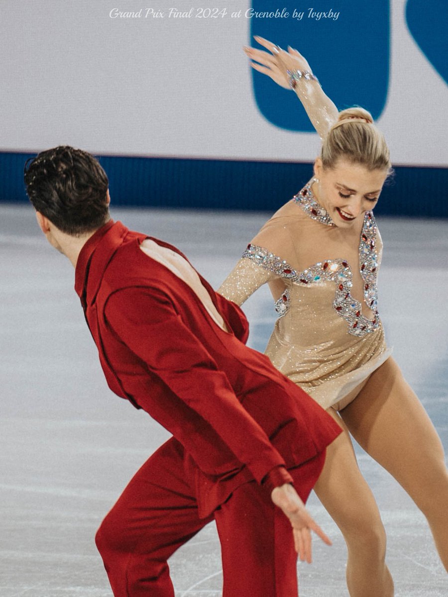 IvyXby's tweet image. Piper Gilles and Paul Poirier Free Dance at Grand Prix Final 2024
#GPFigure #figureskating
