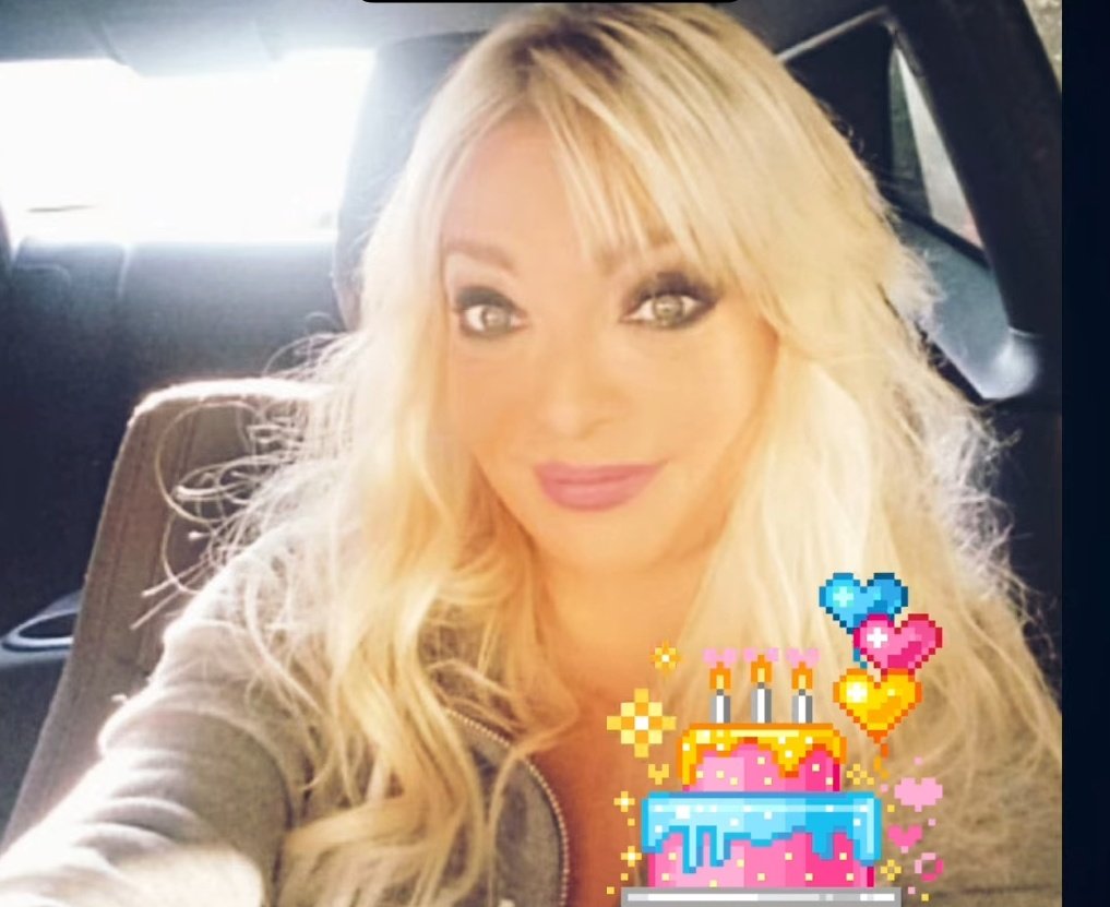 Swish Girl Art tweet media