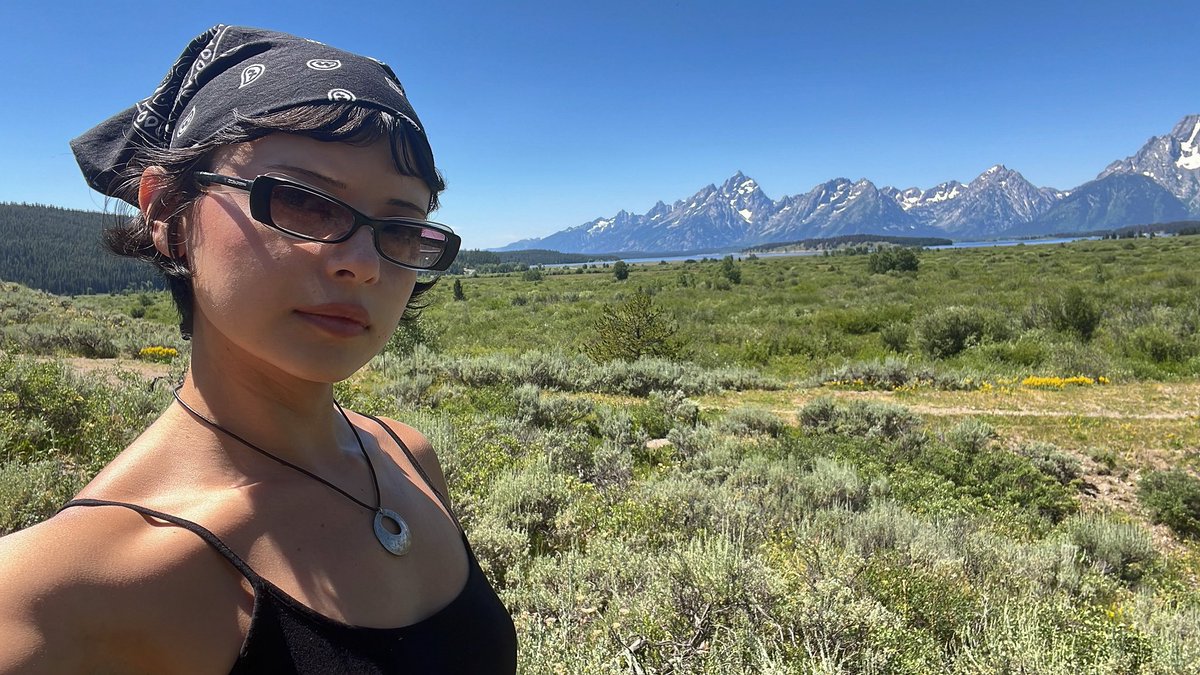 earlygirl__'s tweet image. sorry I haven’t been active, I’ve been witnessing natural wonders barely conceivable to the human mind