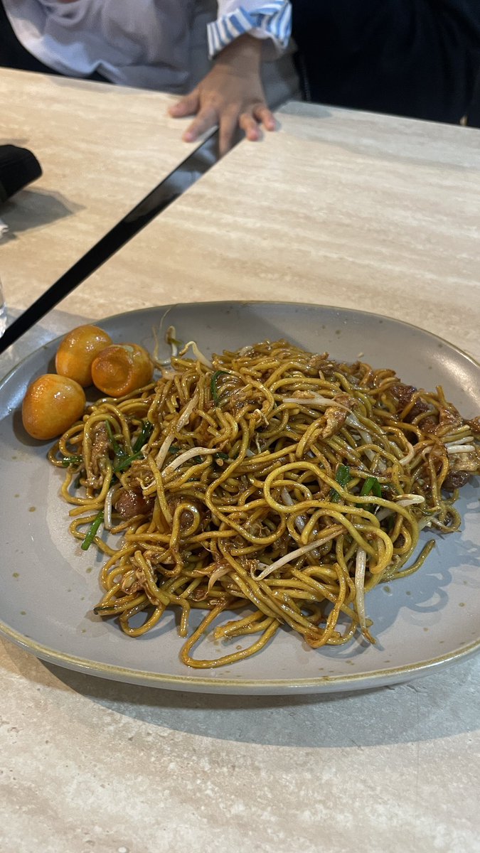 faaa_zulfa's tweet photo. Edisi Birthday Treats
Tawan 
Membawa data diri ( KTP atau SIM )
H-7 Sampai H+7
Min transaksi 1 menu https://t.co/To8kPWpD6g