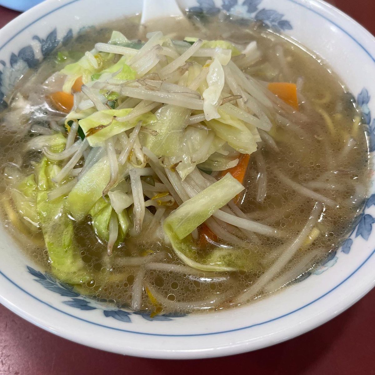 danchiing's tweet image. 珍來 つくば松代店にてタンメン 野菜盛りだくさんに太ちぢれ麺がまいう！ #chinrai