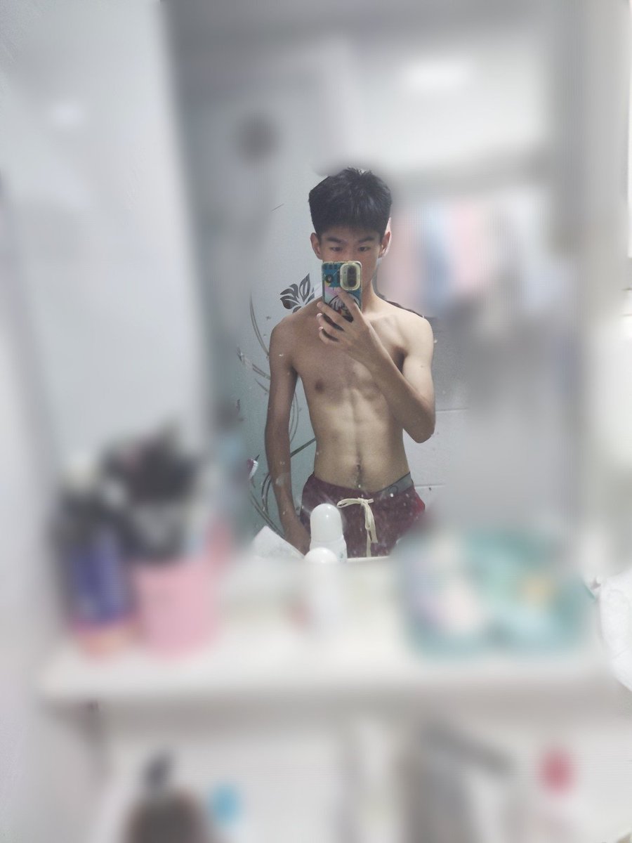 想要睡觉呐 tweet media