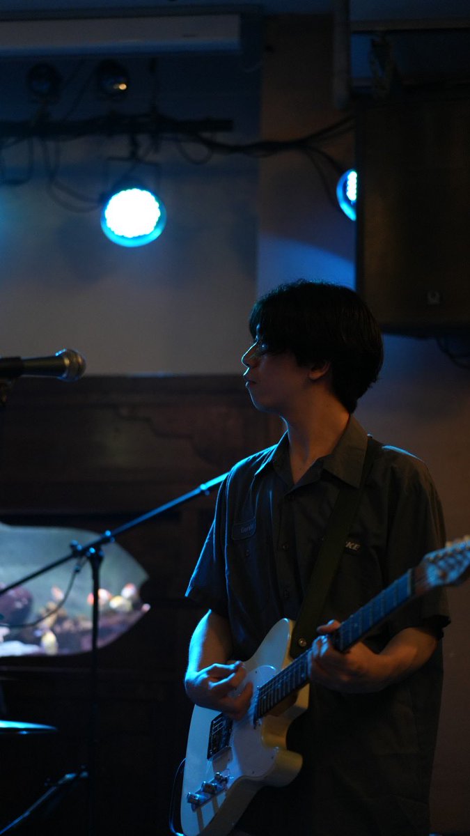 bence_info's tweet photo. 7/16
"RINGOOO A GO-GO 2025"
最終審査ライブ
@渋谷UNDER DEER Lounge

今回もたくさんの方にご来場いただきました
ありがとうございます

やり切りました🔥🔥

セットリスト
1. TWICA
2. Crush on Ya
3. 二斜線(🎥)
4. Who you know ~ farewell version ~

#りんご音楽祭 
#渋谷underdeerlounge https://t.co/B86SYuYCgq