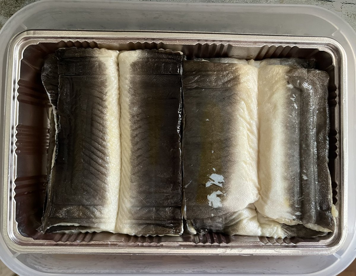 捌き終わった！後は蒲焼きにするのみ😏
天然うなぎ