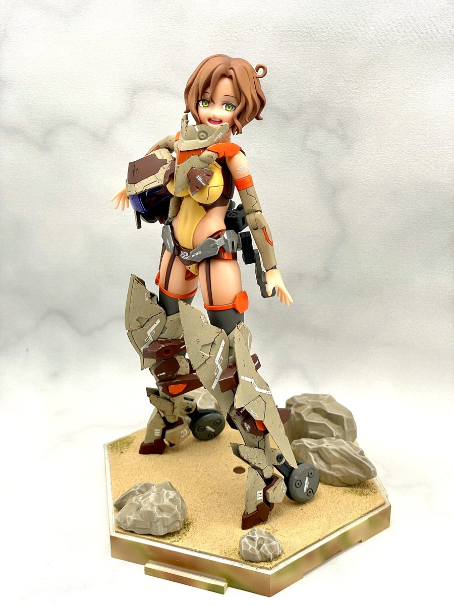 Blaze_On_Bloom's tweet image. SOL ロードランナー 砂漠戦仕様
完成しました〜✨️ヽ(´▽`)/
また最高のSonic Operation Ladyを作ってしまった(✌︎˙˘˙✌︎)
素体をBlock1.5Lに換装
装甲はサンドカラーでラップ塗装してます
ウェザリングや汚しとは違う独特の質感になってるのがいい感じ
(1/5)
#メガミデバイス
#コトブキヤ