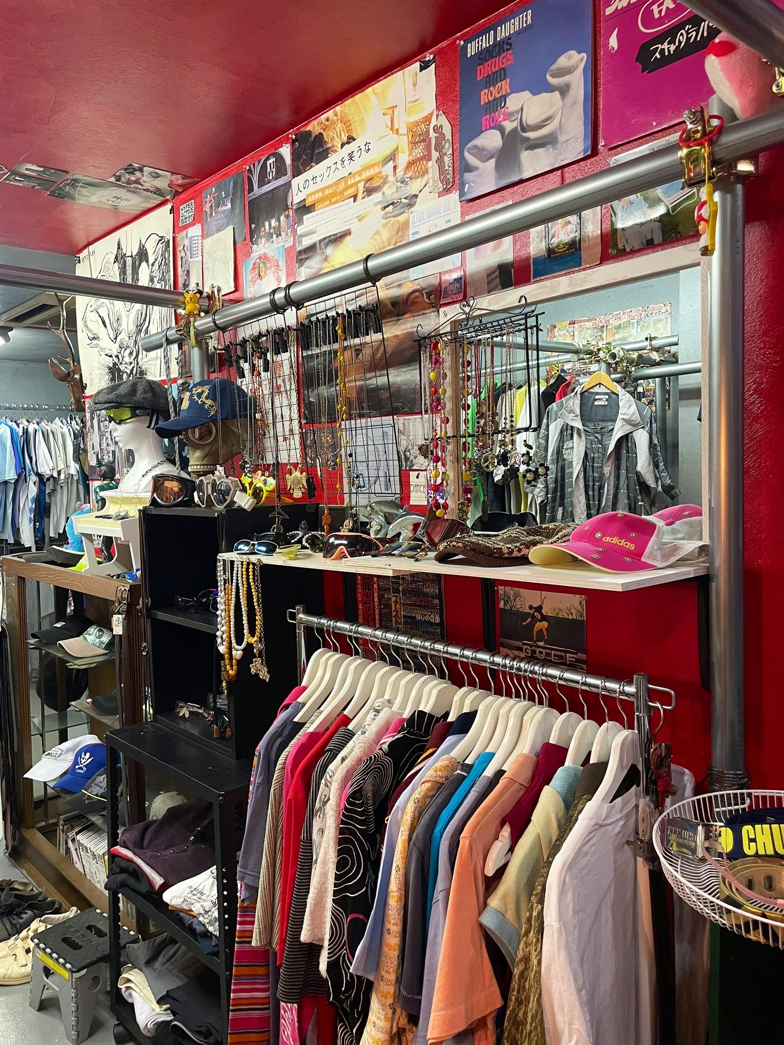【秋冬物出品中】デザイン古着屋 レディース 古着 80s 花 ビーズ ビジュー 刺しゅう デザイン