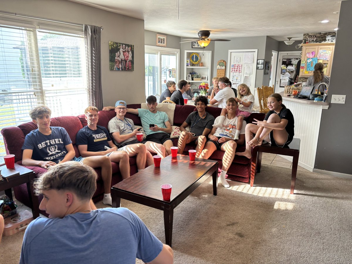 Steve Drabyn (@sdrabyn) on Twitter photo Last meal & mission trip meeting before our <a href="/bupilotsmbb/">Bethel Pilots Men's Basketball</a> heads to Costa Rica, excited to see what God has in store for this group! Last meal & mission trip meeting before our <a href="/bupilotsmbb/">Bethel Pilots Men's Basketball</a> heads to Costa Rica, excited to see what God has in store for this group!