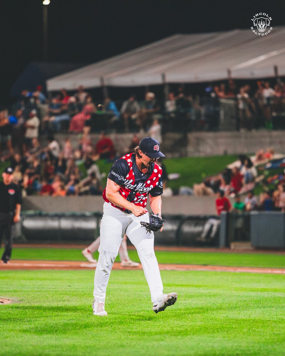 WALKOFF WALTDOGS 💫 🐶 

#Waltdogs | #unleashthefun