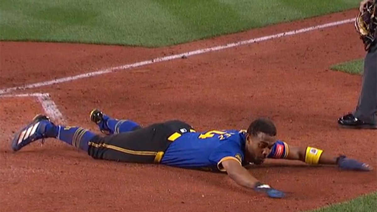 And Julio Rodríguez adds another by tagging up from third base on a sac fly  from Donovan Solano, testing the arm of Jose Altuve out in left field.  Sprint speed: 30.6 ft/sec