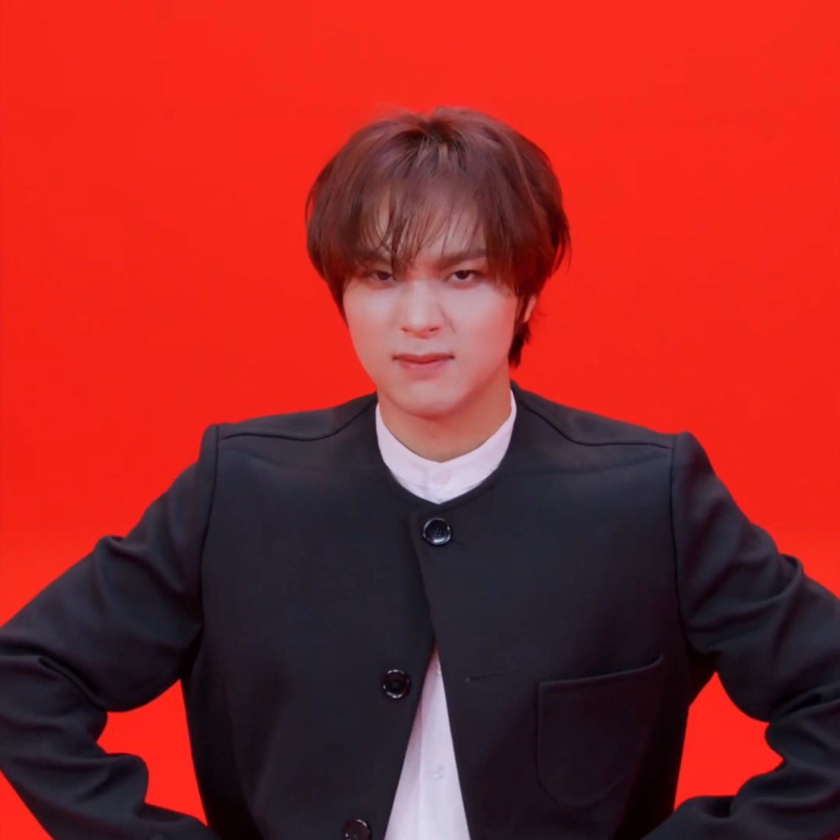 markyourhaert's tweet image. me angy                                     aren’t you the one
no talky😠                                who didn’t pick
                                                      up my calls?🤨

#markhyuck #맠동