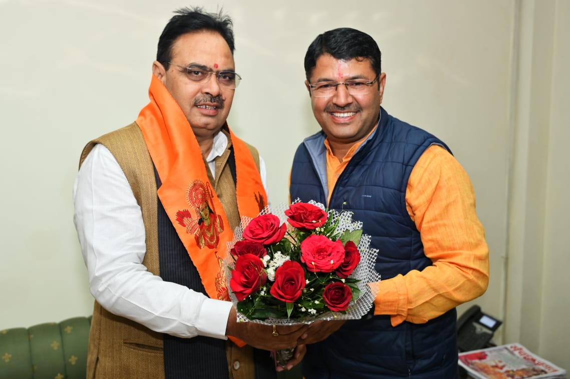 Giril M Bhatia 🇮🇳 (मोदी का परिवार) (@girilmbhatia) on Twitter photo राजस्थान सरकार में माननीय मुख्यमंत्री श्री भजनलाल जी शर्मा के निजी सोशल मीडिया सलाहकार (OSD), बड़े भाई एवं मार्गदर्शक श्री धनराज जी सोलंकी को जन्मदिन की हार्दिक बधाई एवं शुभकामनाएँ।
ईश्वर से आपके स्वस्थ, सुखी और दीर्घायु जीवन की कामना।
<a href="/DhanrajPiparBJP/">Dhanraj Solanki</a> राजस्थान सरकार में माननीय मुख्यमंत्री श्री भजनलाल जी शर्मा के निजी सोशल मीडिया सलाहकार (OSD), बड़े भाई एवं मार्गदर्शक श्री धनराज जी सोलंकी को जन्मदिन की हार्दिक बधाई एवं शुभकामनाएँ।
ईश्वर से आपके स्वस्थ, सुखी और दीर्घायु जीवन की कामना।
<a href="/DhanrajPiparBJP/">Dhanraj Solanki</a>