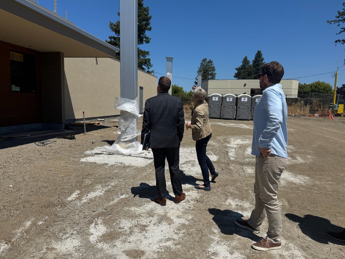ilike_mike's tweet image. 🍏 Cooking and distributing over 225,000 meals for North Bay residents facing serious illness every year.
🍎 Mentoring teens.
🍏 Connecting thousands to nutritious, locally sourced food.
Great visit with the Ceres Community Project @ their soon-to-be completed community kitchen…