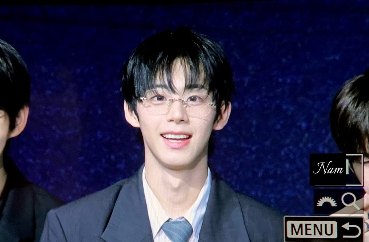 wooanii's tweet image. 𝐩𝐫𝐞ㅣ250719 미팬
안경 쓴 강아지 진짜 제일 귀엽잖아……
반박 안 받음😵💫😵💫😵💫
#아홉 #AHOF #서정우 #SEOJEONGWOO
#정우 #JEONGWOO