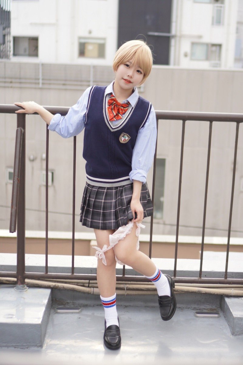 4k5ならパンツのシミまで見えるかな？