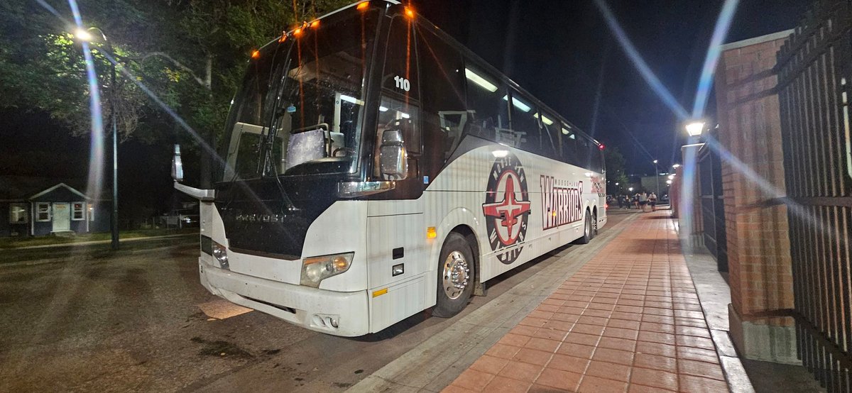 DeportesHoyCA's tweet photo. #WCBL ⚾️🇨🇦 En juego de muchas carreras, @mjmillers derrotó a @mhmavericks 12-7 cuando Moose Jaw anotó 4 carreras en la octava entrada para destaparse con el triunfo. 
Misión cumplida.
#MJMillerExpress #MJExpress #MedicineHat #MHMavericks 
@wcbleague ⚾️ https://t.co/Qs2oW2Nsay
