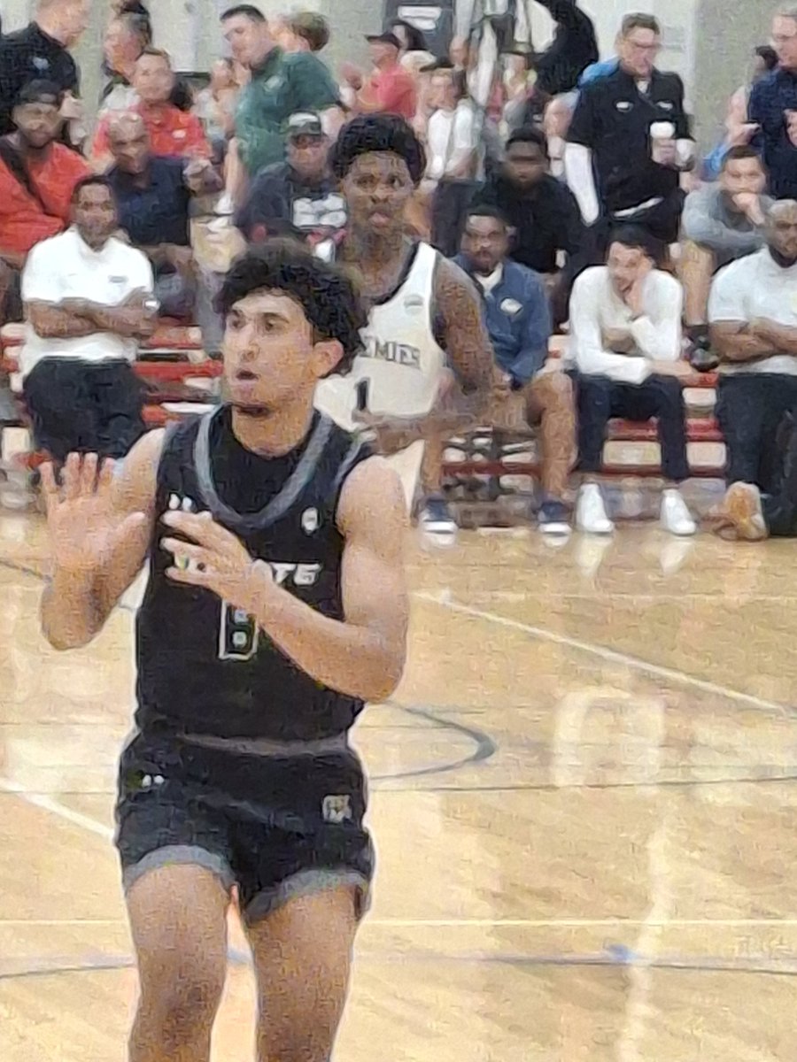 Friday night Eye-Catchers @UAAFinals from Elevate (IL) in their win over DC Premier- 6'6" '26 Jordan Williams #25, 6'9" '26 Andrew Jensen #27, 6'8" '25 Hudson Scroggins #14 &amp; 6'7" '26 Adam Anwar #8