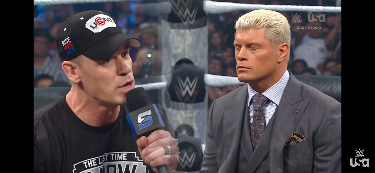 A fuckin split diopter shot for a contract signing. The spirit of cinema lives within wwe......