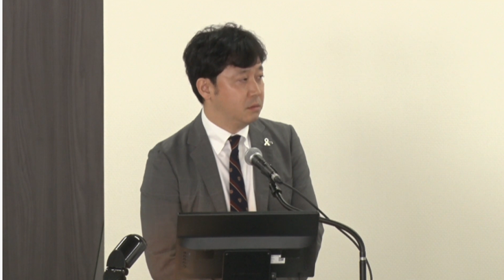 【#外科治療 #肺がん まるわかり教室@岡山】

講演②～根治を目指す立場から～肺がん外科治療の最前線：枝園 和彦（岡山大学病院 呼吸器外科）

外科治療の講演が終わりました。次はなかなか聞けない肺がんの #脳転移 に特化した講演です。

haigan-live.web.app/cushion/