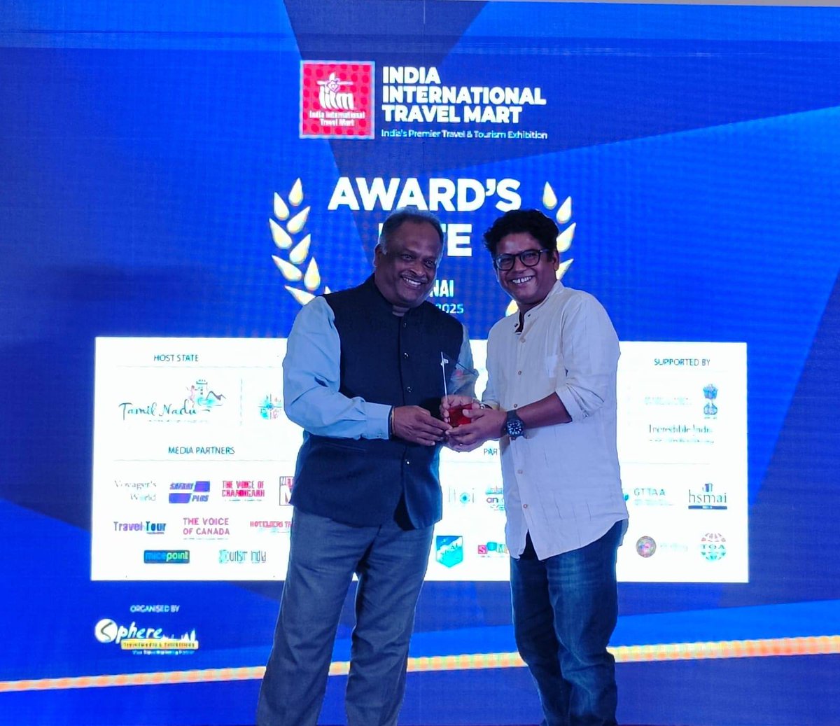 banglanatak's tweet photo. We bagged the best Experiential Tourism Display award at the ongoing Travel Expo IITM Chennai. https://t.co/Nad3v2Wn1Y