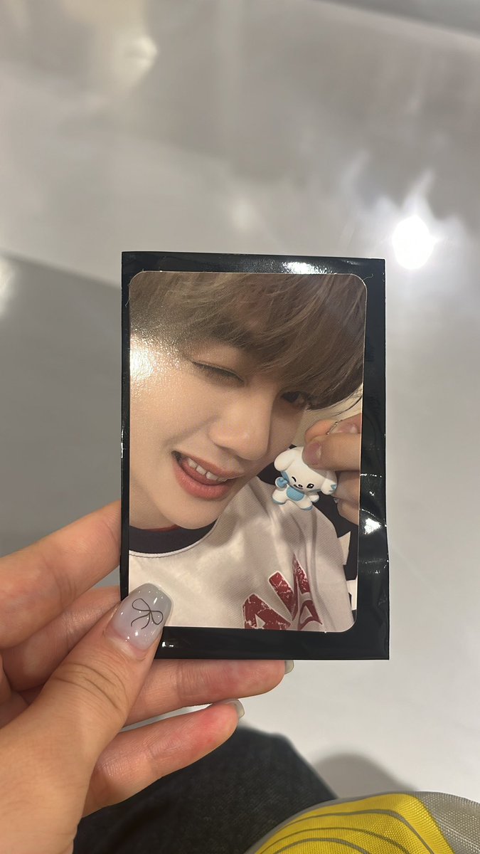 zeroni popup zb1 5500円トレカ

譲：ギュビン 
求：ユジン

梅田ロフトでの交換希望です。
お気軽にご連絡ください。