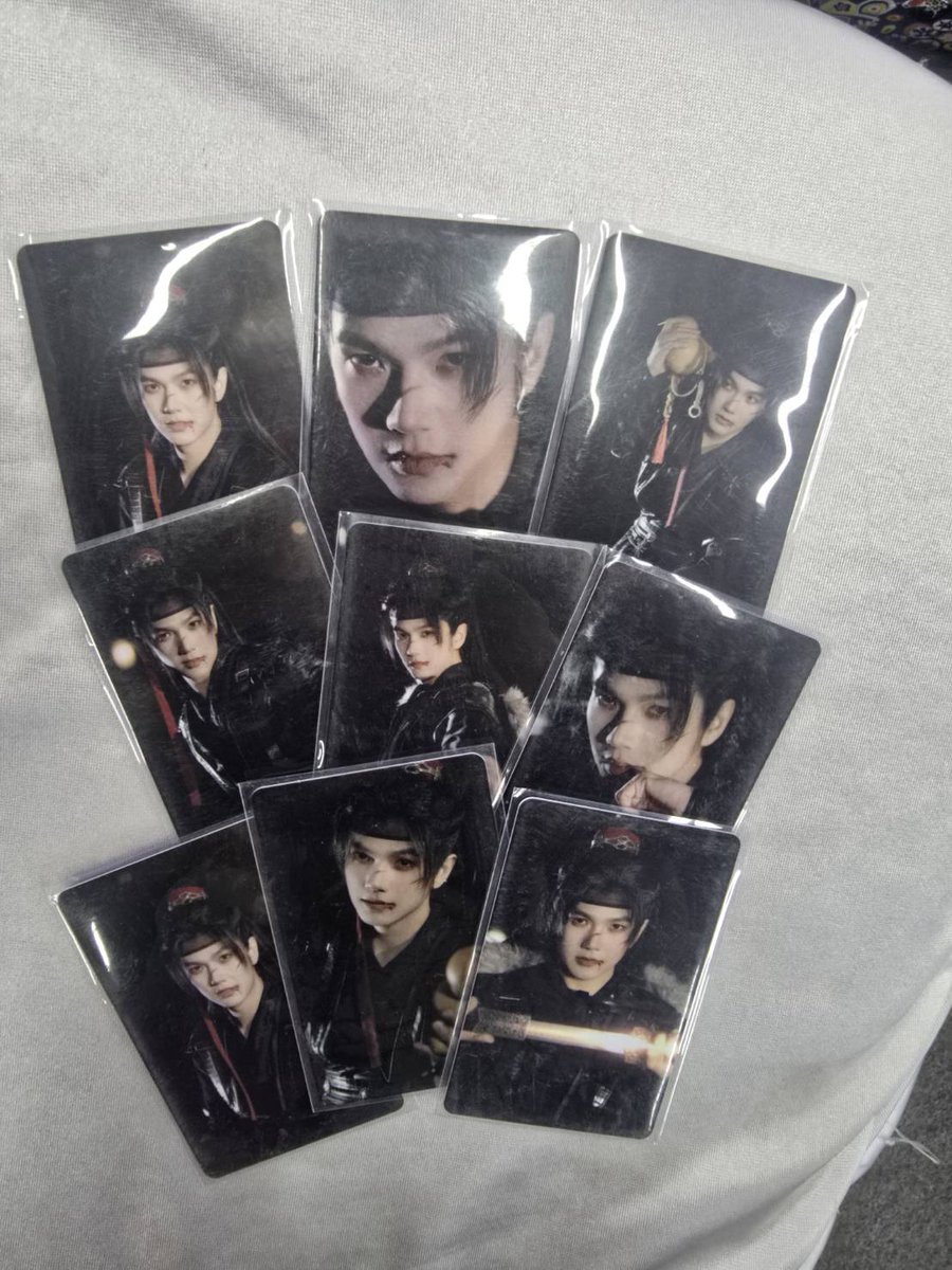 วันนี้มีของมาแจกด้วยนะ
ส่งตรงจากหน้างาน

BUILD OUR WONDERLAND FANSIGN

#TogetherInOurWonderland