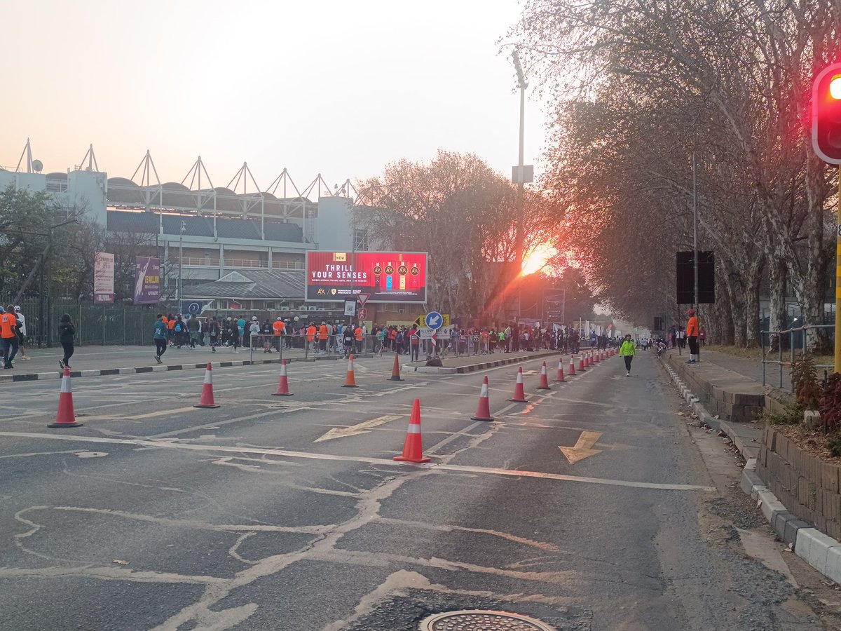 visiontactical's tweet image. 🌅 The sun rises over @CityofJoburgZA …
Just minutes to go before the Mandela Walk & Run kicks off at DP World Wanderers Stadium!
Thousands are ready to step forward in honour of Madiba’s legacy — walking, running, and uniting for a cause greater than ourselves. 🇿🇦
Let’s make…