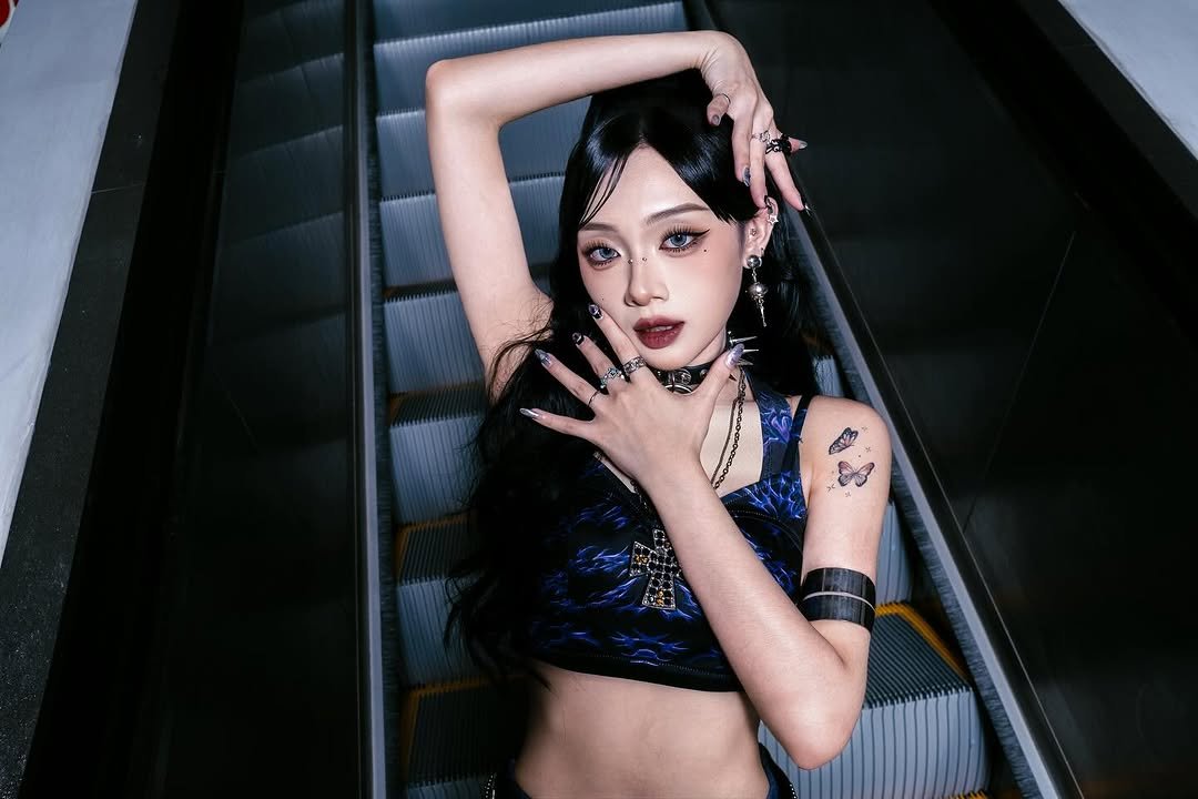 GwMhA6IbwAAG3LH?format=jpg&name=medium