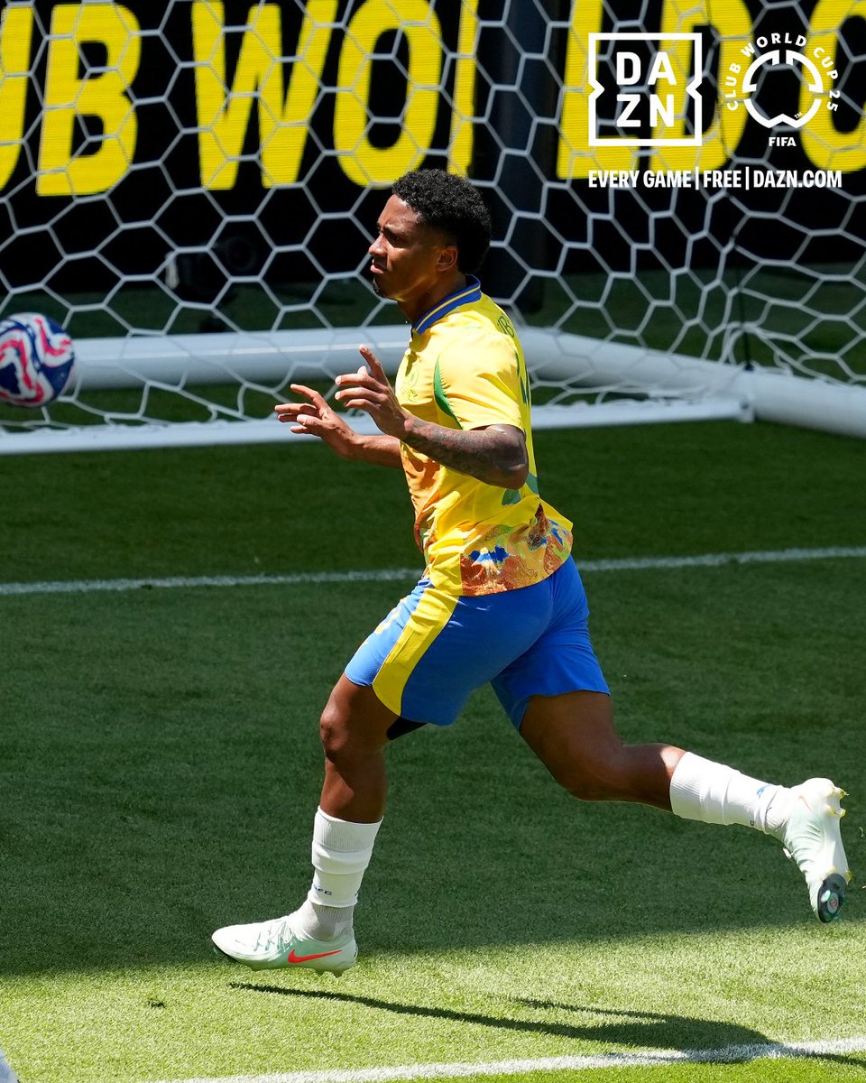 Nofilter_SA's tweet image. Our boy is the king of the world
Let that sink in
#FIFACWC #Sundowns #GoalOfTheDay