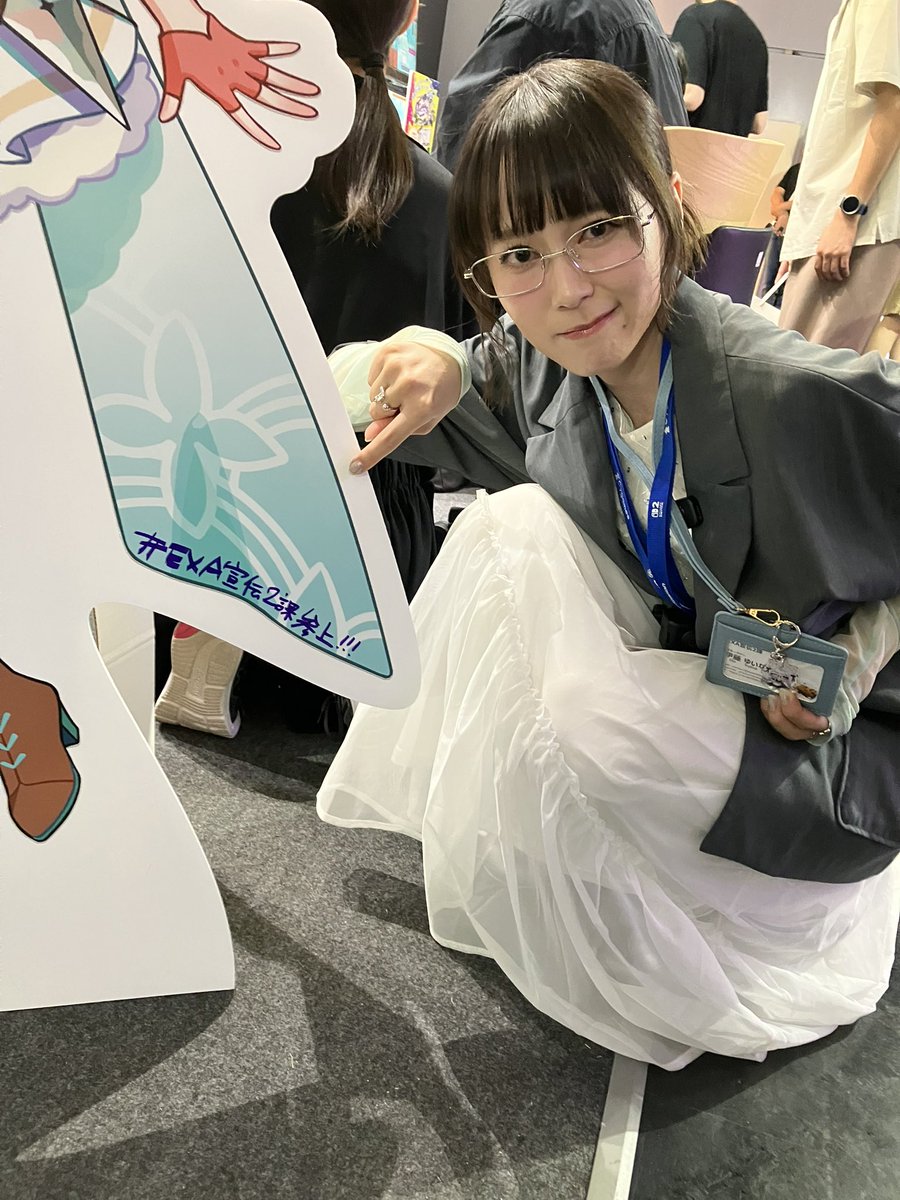 P_Exabilities's tweet image. #EXA宣伝2課
初めての #BitSummit に伊藤君が潜入中!
色んなブースに視察取材を敢行中
ぎるぐるブースで名前はまだない。さんとお話しして、ビッケパネルにサインしてきました!
足跡🐾残してきたので、是非探しにきてください✨