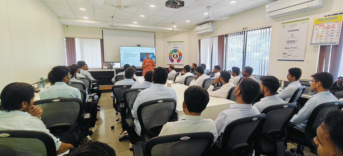 MAGICIncubation's tweet image. Enthusiastic B. Pharm Final Year students of Y.B. Chavan College of Pharmacy, Aurangabad an ecosystem partner institute of MAGIC, visited MAGIC office for a field visit on 15th & 16th July 2025.
This visit was part of the Innovation Council activities to foster entrepreneurial…