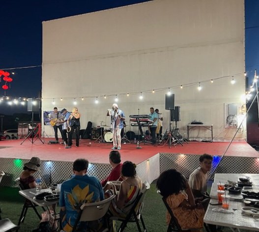 KowloonSaugus's tweet image. It was a beautiful night at our outdoor venue with The Real Last Call Band of Boston playing to the crowd! Thank you everyone for coming out!