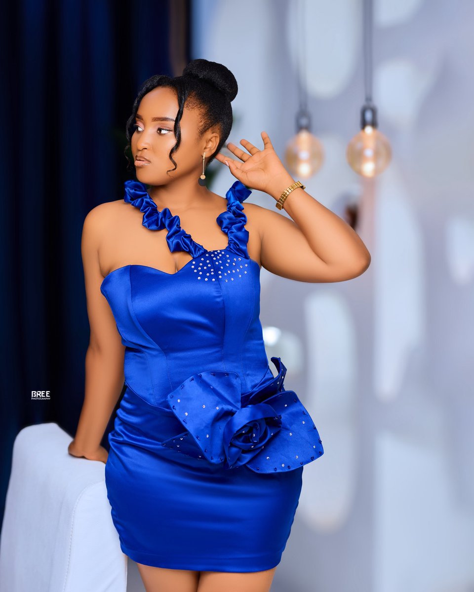 Happiest birthday <a href="/NamaraGloria2/">Rolia🥰</a> 🎉🎉🎉.
You are loved Dear one❤️🌺